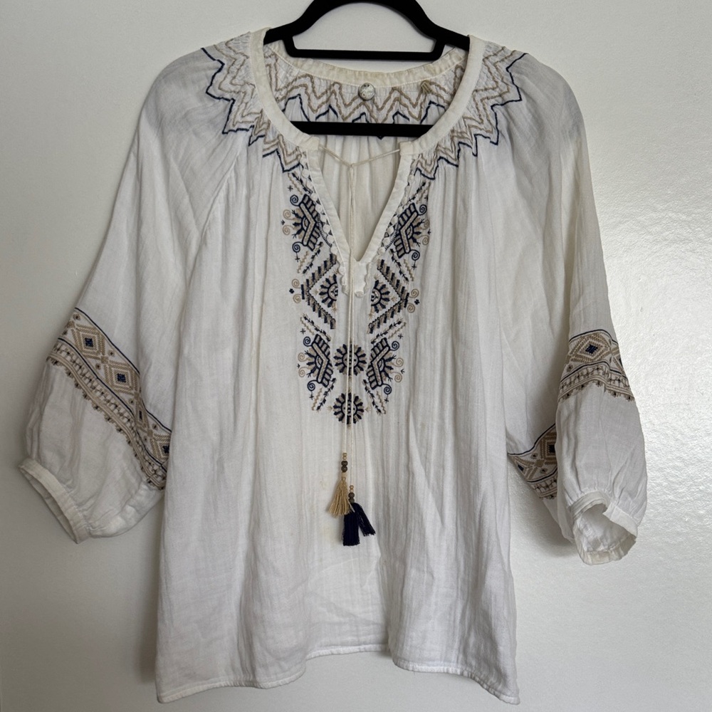 Margaret O'Leary White and Navy Embroidered Blouse